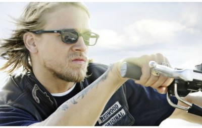 Zoom sur le look biker de Jax Teller de Sons of Anarchy